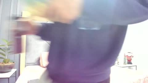 luca_morettii online show from 12.03.25