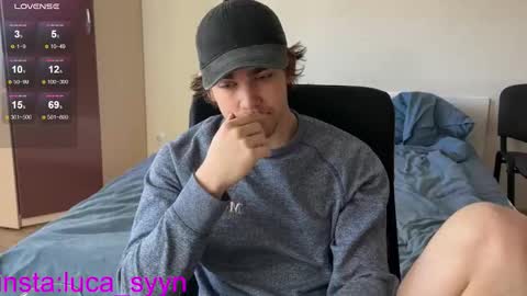 Snapshot of luca_syn chatting on 10.07.25 Luca S online show from 10.07.25