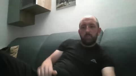 Snapshot of lucabeech88 chatting on 10.12.25 Luca online show from 10.12.25