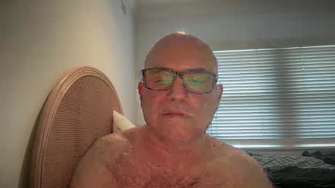 Snapshot of lucas10004 chatting on 12.26.24 lucas10004 online show from 12.26.24