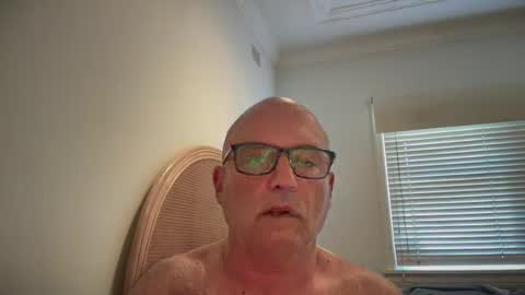 Snapshot of lucas10004 chatting on 02.06.25 lucas10004 online show from 02.06.25