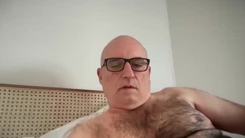 Snapshot of lucas10004 chatting on 09.24.25 lucas10004 online show from 09.24.25