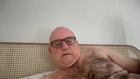 Snapshot of lucas10004 chatting on 10.01.25 lucas10004 online show from 10.01.25