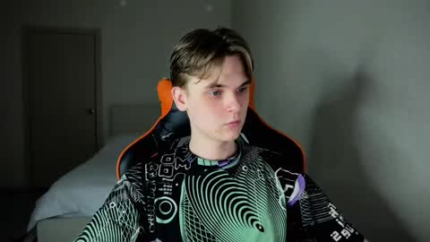 Lucas Gill online show from 03.10.25