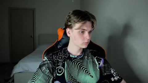 Lucas Gill online show from 03.10.25