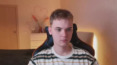 Lucas Gill online show from 09.12.25