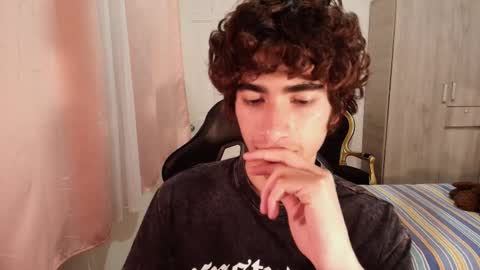 lucas_xo online show from 10.07.25