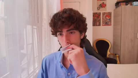 lucas_xo online show from 10.14.25