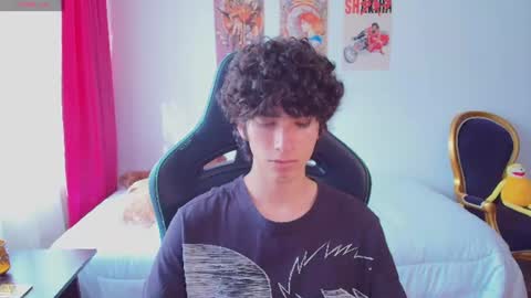 Snapshot of lucas_xo chatting on 07.03.26 lucas_xo online show from 07.03.26