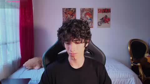Snapshot of lucas_xo chatting on 07.06.26 lucas_xo online show from 07.06.26