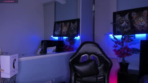 lucascarterr online show from 11.19.25