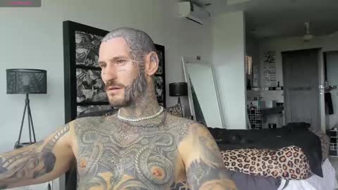 Snapshot of lucasexclusive chatting on 12.08.24 lucasexclusive online show from 12.08.24