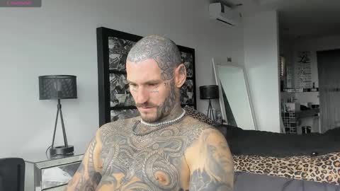 Snapshot of lucasexclusive chatting on 12.10.24 lucasexclusive online show from 12.10.24