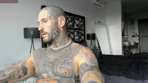 Snapshot of lucasexclusive chatting on 12.20.24 lucasexclusive online show from 12.20.24