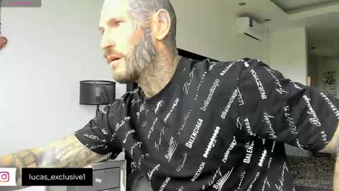 Snapshot of lucasexclusive chatting on 12.24.24 lucasexclusive online show from 12.24.24