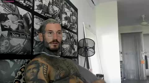 Snapshot of lucasexclusive chatting on 02.06.25 lucasexclusive online show from 02.06.25