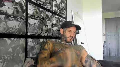 Snapshot of lucasexclusive chatting on 02.27.25 lucasexclusive online show from 02.27.25