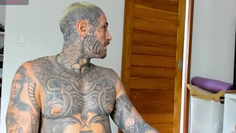 Snapshot of lucasexclusive chatting on 09.24.25 lucasexclusive online show from 09.24.25