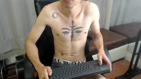 Snapshot of lucasssmith11 chatting on 05.29.26 LucassSmith11 online show from 05.29.26