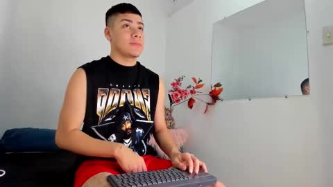 LUCAS TORREZ online show from 12.21.25