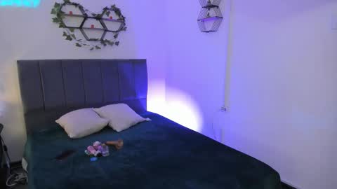 Lucero  online show from 12.14.25