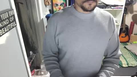 Snapshot of luchilove69 chatting on 12.01.25 Luchi Luchano online show from 12.01.25