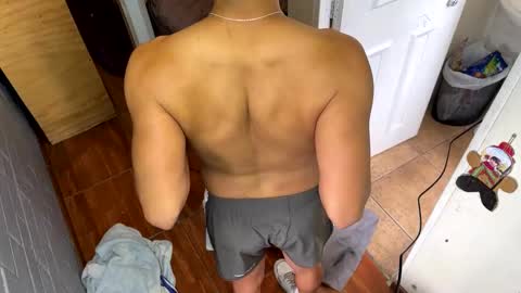 Snapshot of luchosaando chatting on 12.05.24 Felipe online show from 12.05.24