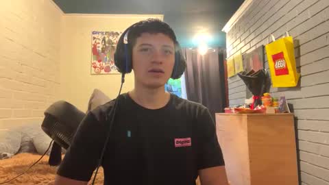 Snapshot of luchosaando chatting on 01.07.25 Felipe online show from 01.07.25