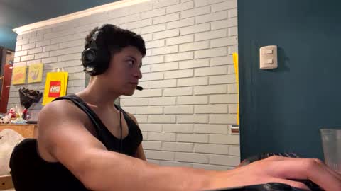 Snapshot of luchosaando chatting on 01.31.25 Felipe online show from 01.31.25