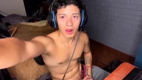 Snapshot of luchosaando chatting on 02.03.25 Felipe online show from 02.03.25