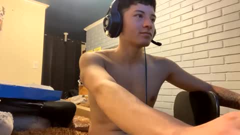 Snapshot of luchosaando chatting on 02.10.25 Felipe online show from 02.10.25