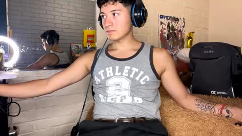 Snapshot of luchosaando chatting on 02.16.25 Felipe online show from 02.16.25