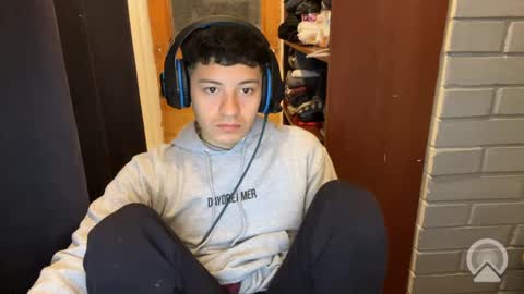 Snapshot of luchosaando chatting on 09.13.25 Felipe online show from 09.13.25