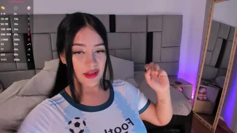 Snapshot of luci_naughty_ chatting on 01.14.26 Luciana Rest time I will return on December 2. online show from 01.14.26