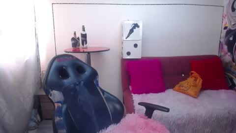 lucia_evans21 online show from 07.25.26