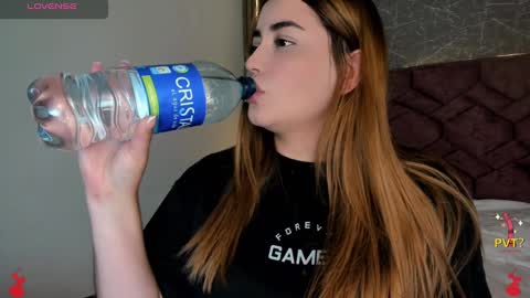 lucia star  online show from 12.11.24