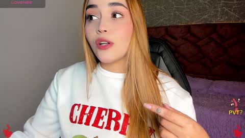 lucia star  online show from 01.24.25