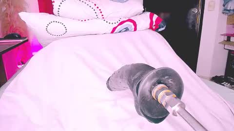 luciaaah online show from 09.29.25