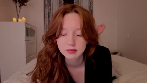 Snapshot of luciacoy chatting on 03.04.26 Lucia online show from 03.04.26