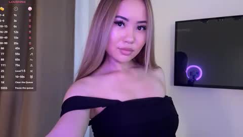 Kira online show from 03.08.26