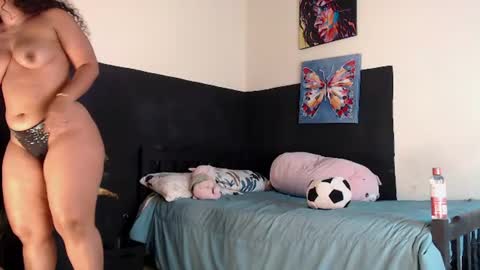 Snapshot of luciana_keating chatting on 07.24.26 luciana online show from 07.24.26