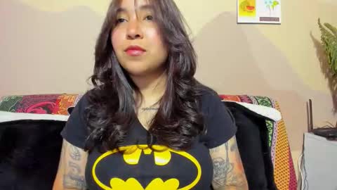 Snapshot of lucianacapisce chatting on 10.14.25 Dani 3 online show from 10.14.25