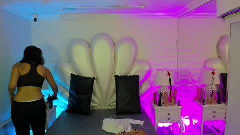    online show from 12.16.24