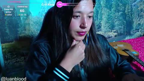 Snapshot of lucianahalen chatting on 12.15.25 Lucy online show from 12.15.25