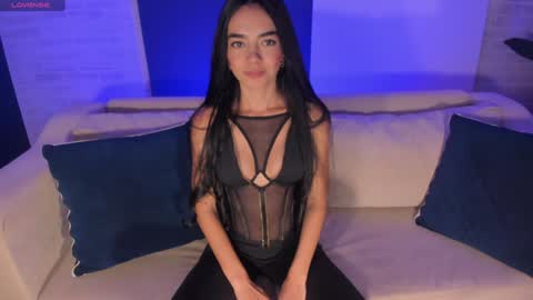 Luciana Miller  online show from 01.11.25