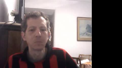 Snapshot of lucianoaxel chatting on 03.02.25 Luciano online show from 03.02.25