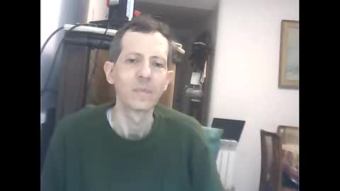 Snapshot of lucianoaxel chatting on 01.11.26 Luciano online show from 01.11.26