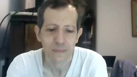 Snapshot of lucianoaxel chatting on 02.15.26 Luciano online show from 02.15.26