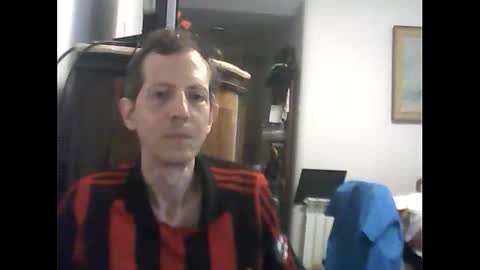 Snapshot of lucianoaxel chatting on 02.24.26 Luciano online show from 02.24.26