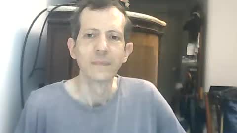 Snapshot of lucianoaxel chatting on 04.02.26 Luciano online show from 04.02.26
